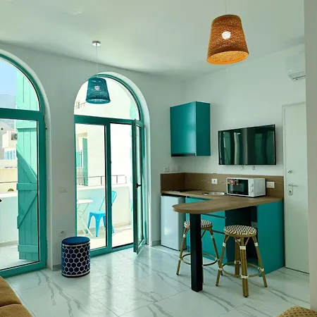 Sunset Studio Santorini 5 Minutes Walking From The Sea Free Paking 希马拉