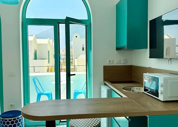 Sunset & Sage Santorini *